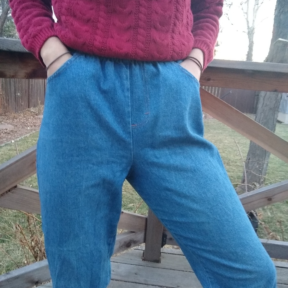 Elastic waist jeans